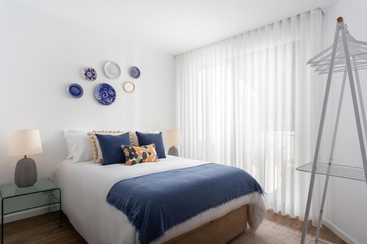 Stupendo- Two Rooms, Patio With Refreshing Pond-Center-Air Conditioning-Free Park Lisbon Exterior photo